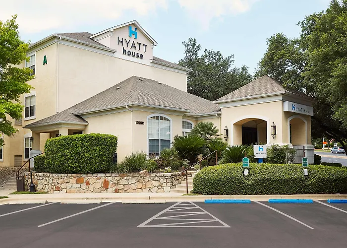 Hyatt House Austin Arboretum